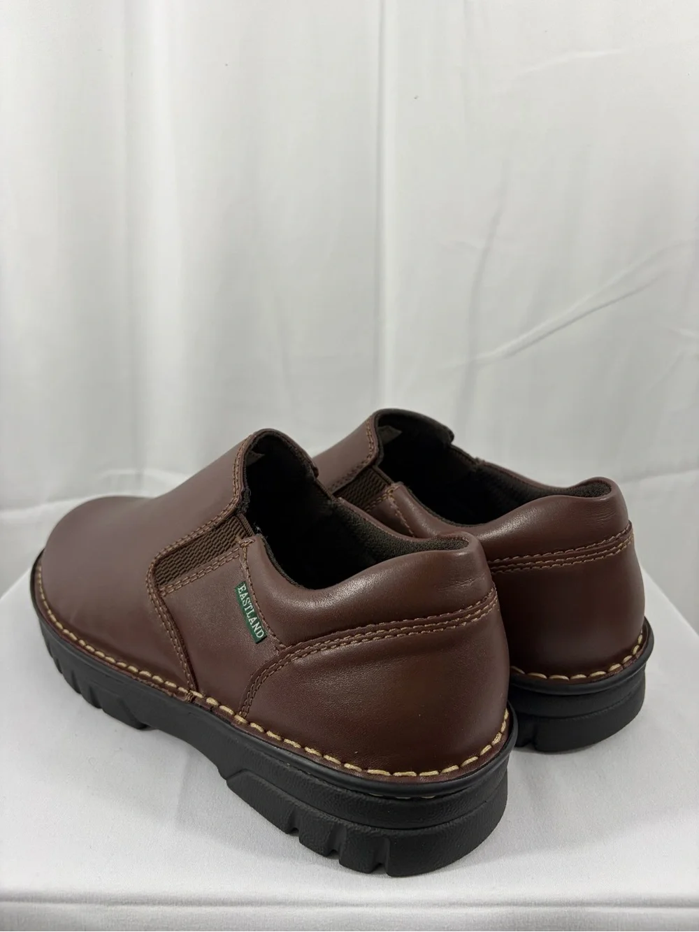 NWT Eastland Men’s Size 9.5W Brown Slip-On Loafers
